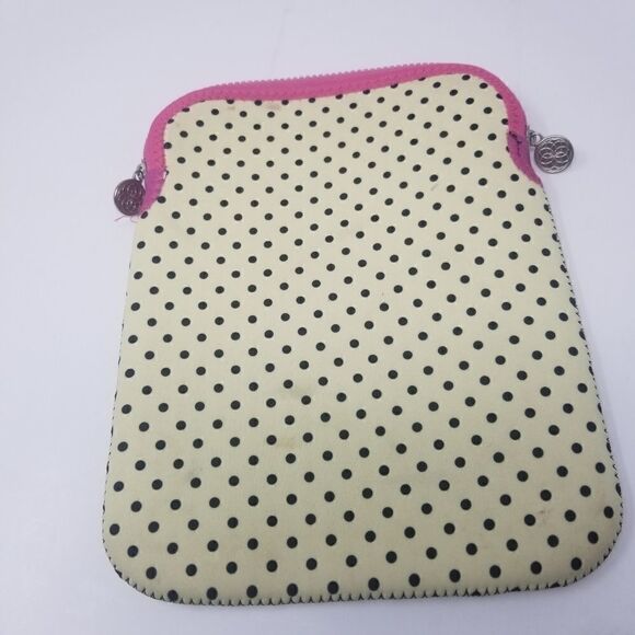 Tablet Case.  - Picture 3 of 14